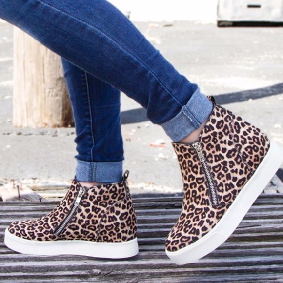 Shoes - Meow Leopard Print Zipper detail Sneaker
